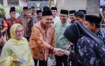 Munafri Ajak Warga Perkuat Ibadah dan Kebersamaan