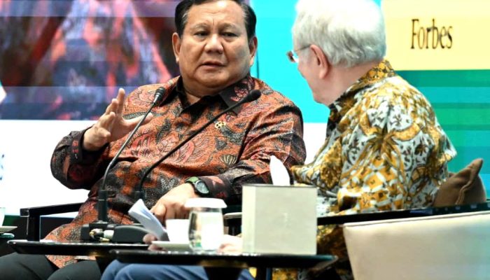 Presiden Prabowo Imbau Pejabat Tak Kirim Bunga Ultah, Ajak Salurkan Bantuan ke Warga