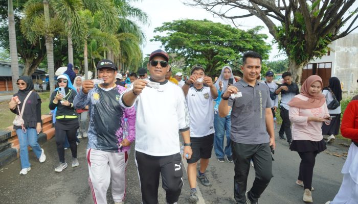 HUT KORPRI ke-54, Pemkab Luwu Gelar Jalan Santai dan Senam Bersama