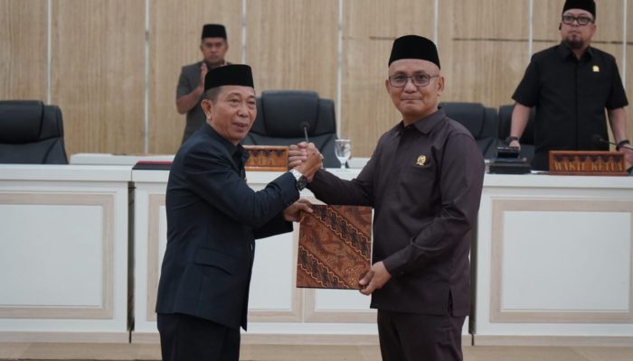 Pemkot Palopo Serahkan Dokumen KUA-PPAS 2026 ke DPRD