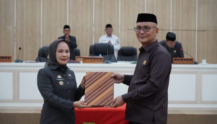 Paripurna DPRD Palopo, Penetapan KUA-PPAS 2026 dan 6 Perda Baru