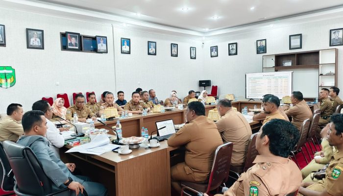 Evaluasi Akhir Tahun, Bupati Patahudding Minta Transaksi Tunai Ditinggalkan