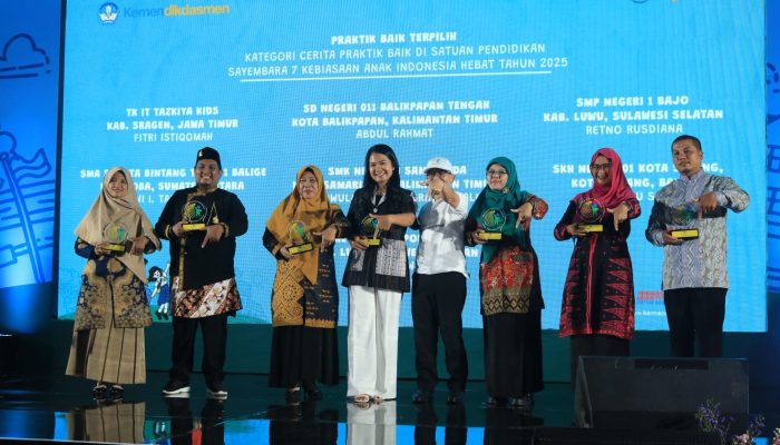 Dua Pendidik Asal Luwu Sabet Penghargaan Nasional 7KAIH di Jakarta