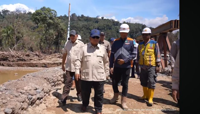 Tinjau Aceh Tamiang, Prabowo Jawab Polemik Status Bencana di Sumatera