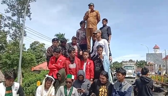 Dukung DOB Luwu Raya, Bupati Lutra: Uang Pribadi pun Kami Keluarkan