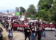 Lautan Manusia di Masamba, Ketua DPRD Lutra: Kita Tagih Janji Bung Karno ke Presiden