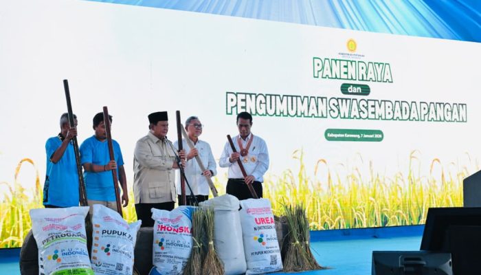 Sebut Pengkritik Pemerintah Punya “Jiwa Aneh”, Prabowo: Jangan-jangan Mereka Dibayar