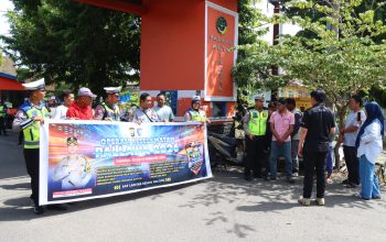 Tekan Angka Laka Lantas, Polres Palopo Gencarkan Sosialisasi di Terminal