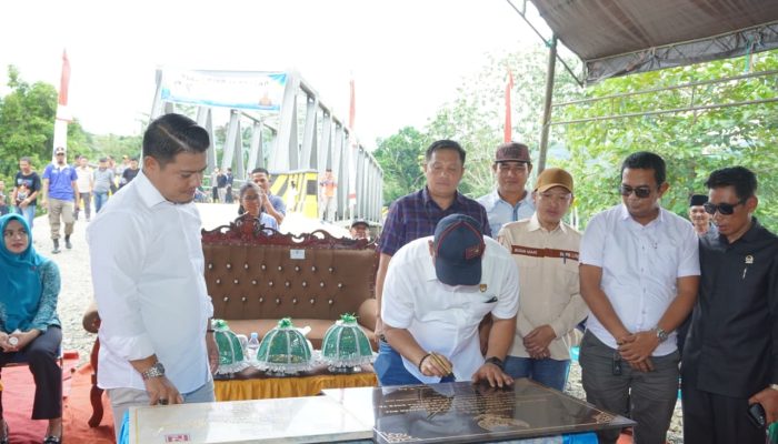 Akses Suli Barat Terbuka Lebar, Bupati Luwu Resmikan Jembatan Salubua–Kaili