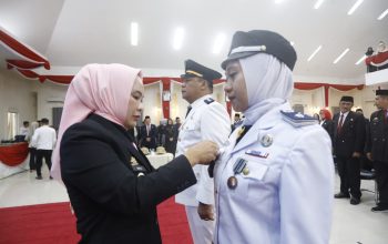 Wali Kota Naili Lantik Camat dan Lurah Baru: Segera Turun ke Masyarakat!