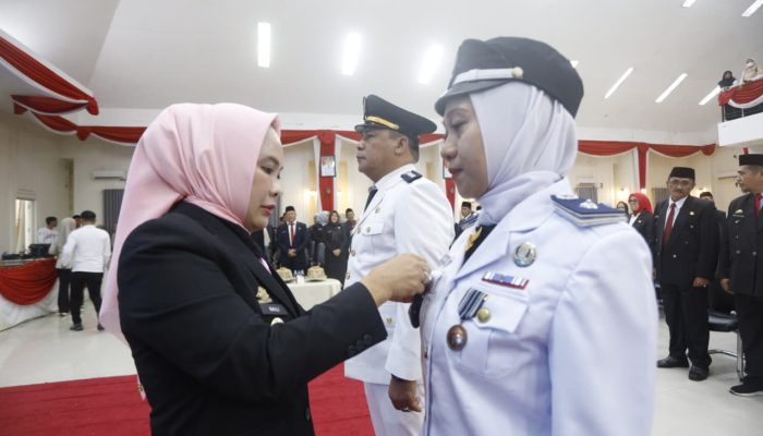 Wali Kota Naili Lantik Camat dan Lurah Baru: Segera Turun ke Masyarakat!