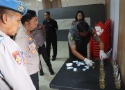 Dadakan Usai Apel, Puluhan Personel Polres Palopo Jalani Tes Urine, Begini Hasilnya