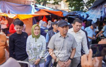 Monitoring Pusat Niaga Palopo, Harga Ayam Naik Tipis, Stok Beras Aman