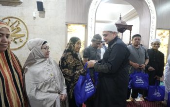 Safari Subuh di Masjid Nurul Majid, Munafri Arifuddin Dorong Pembinaan Generasi Qurani