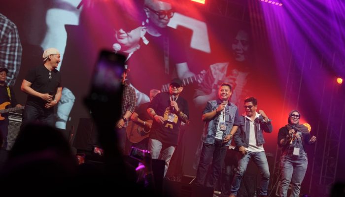 Wali Kota Makassar Ajak Alumni SMA 1993 Bangun Daerah di Reuni Akbar Putih Abu-Abu