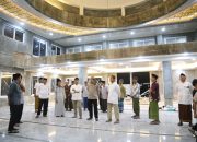 Safari Ramadhan di Burau, Irwan Bachri Syam Terkesima Lihat Interior Masjid Istiqomah