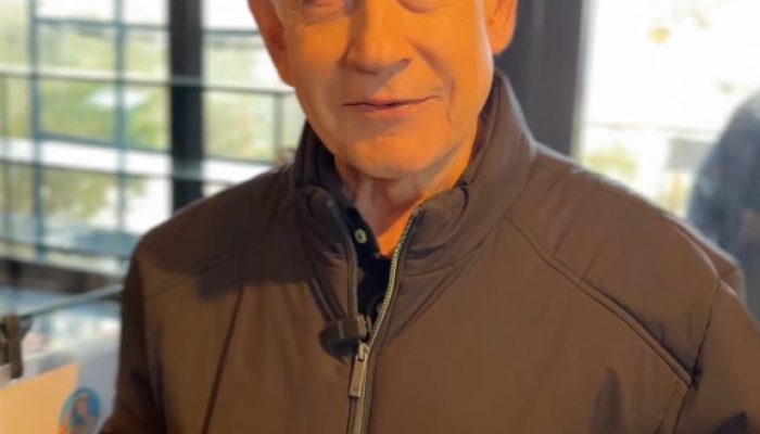 Mungkinkah Netanyahu Tewas? Tayangan Kedai Kopi Buktikan Deepfake: Kopi Tak Tumpah Saat Dimiringkan