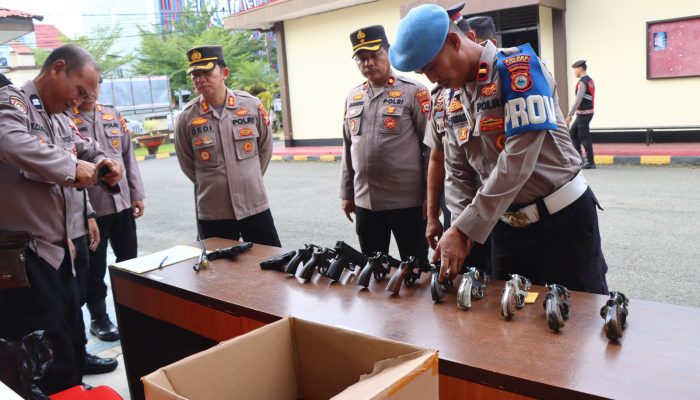 Pastikan Sesuai Prosedur, Polres Palopo Gelar Pemeriksaan Senjata Api Personel