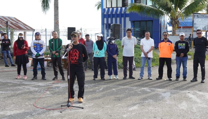 Pemkot Palopo Gelar Kerja Bakti Massal di Jalan Lingkar Sukseskan Gerakan ASRI