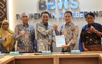 Atasi Persoalan Banjir Malangke, Bupati Luwu Utara Percepat Pembangunan Tanggul Permanen