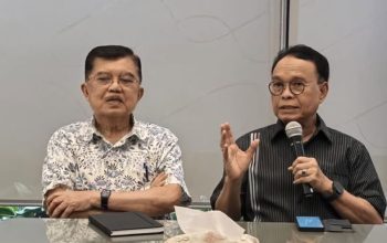 Nasihat Jk untuk Jokowi: Sudahlah, Kasih Lihat Saja Ijazah Aslinya