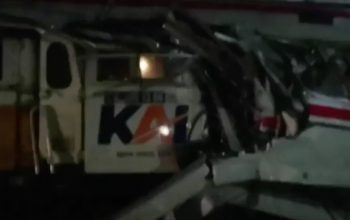 Detik-detik Tabrakan Head-to-Head KA Argo Bromo Anggrek vs KRL di Bekasi