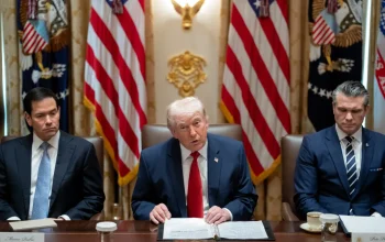 Kehabisan Dana Lawan Iran, Donald Trump Minta Tambahan 25 Kuadriliun Rupiah