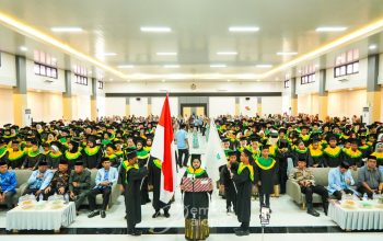 Penuh Haru, Ratusan Santri Generasi Qur’ani Kota Palopo Ikuti Prosesi Wisuda