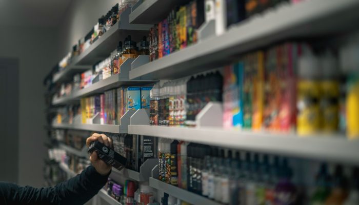 DPR Dukung Penuh Usulan BNN: Peredaran Vape Harus Segera Dilarang!