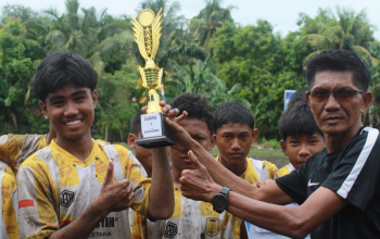 Raih Juara Dua, Pembinaan Sepak Bola Usia Dini di Desa Raja Tunjukkan Hasil Positif