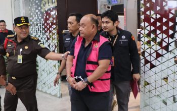 DPR Dukung Penuh Hibah Motor Listrik untuk Guru Honorer