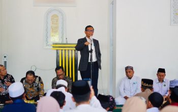 Kunjungan Mahfud MD ke Masjid dan Rumah Tahfidz Madani di Luwu