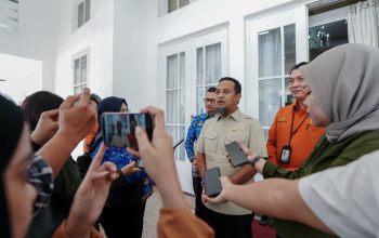 Gubernur Andi Sudirman Jadi Responden Kehormatan Sensus Ekonomi 2026 di Sulsel Gubernur Andi Sudirman Jadi Responden Kehormatan Sensus Ekonomi 2026 di Sulsel