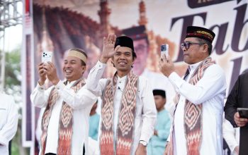 Ustaz Abdul Somad Sebut Darah Bangsawan Luwu Menyebar hingga Johor dan Riau Ustaz Abdul Somad Sebut Darah Bangsawan Luwu Menyebar hingga Johor dan Riau