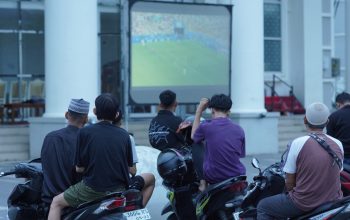 Pemkot Palopo Gelar Nobar Final Piala Dunia 2026 di Halaman Kantor Wali Kota Pemkot Palopo Gelar Nobar Final Piala Dunia 2026 di Halaman Kantor Wali Kota