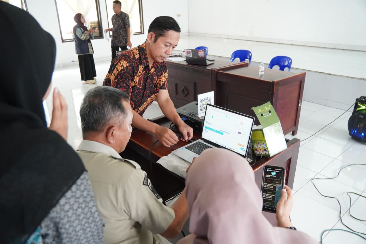 Diskominfo Palopo Dampingi Kecamatan dan Kelurahan Gunakan Sertifikat Elektronik