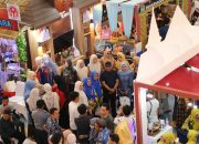 Kunjungi Pameran HUT Dekranas, Patahudding Apresiasi Karya Perajin Luwu