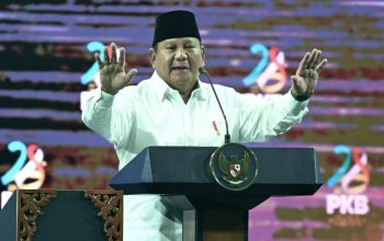 Kepuasan terhadap Prabowo Merosot 30,1 Poin dalam Sembilan Bulan