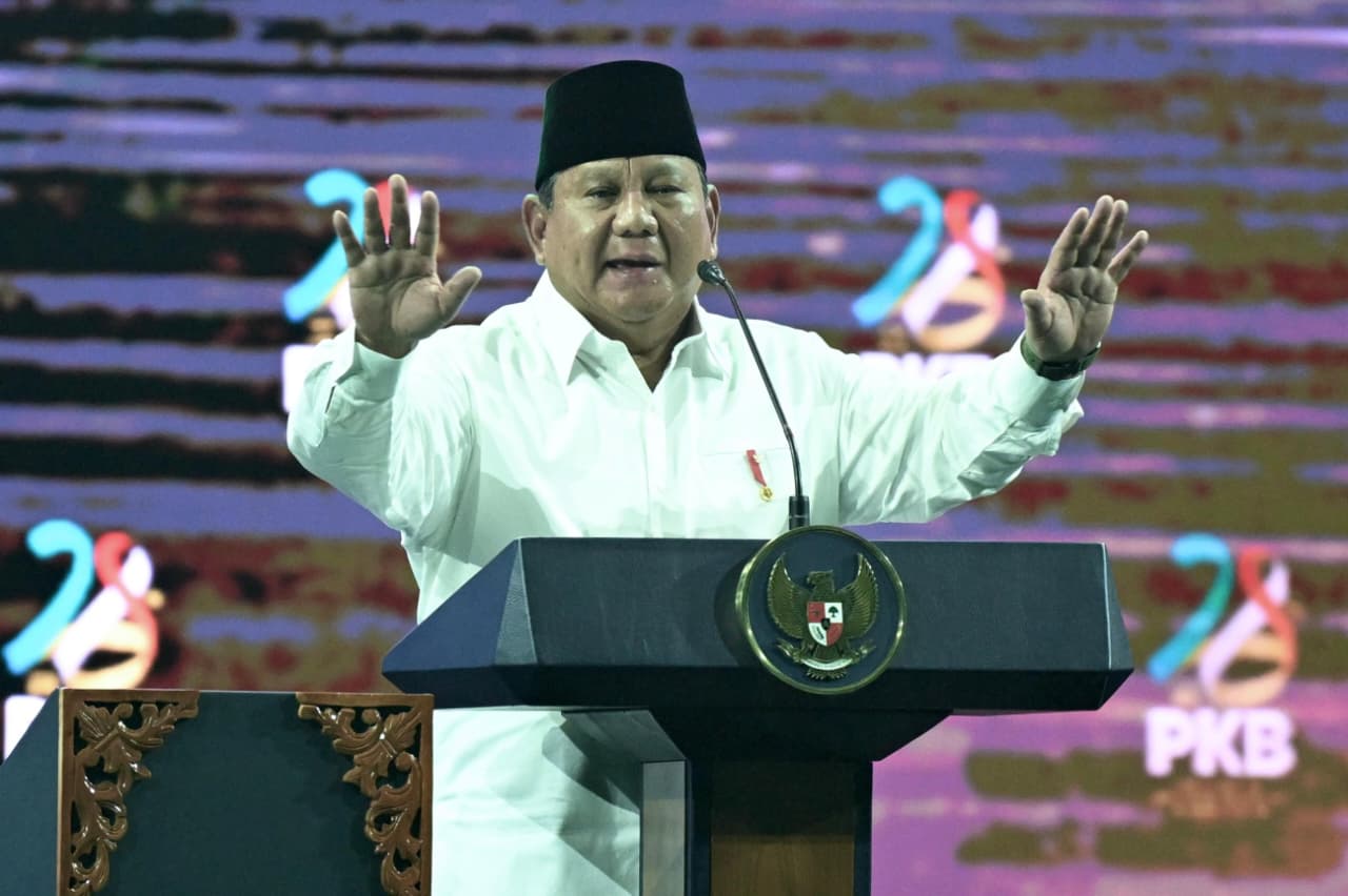 Kepuasan terhadap Prabowo Merosot 30,1 Poin dalam Sembilan Bulan
