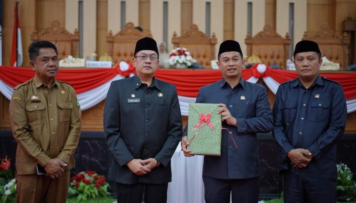 KUA-PPAS 2027 Diserahkan, Luwu Fokus Produktivitas dan Layanan Digital