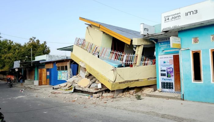 51 Orang Meninggal akibat Gempa Flores, 1.357 Rumah Rusak