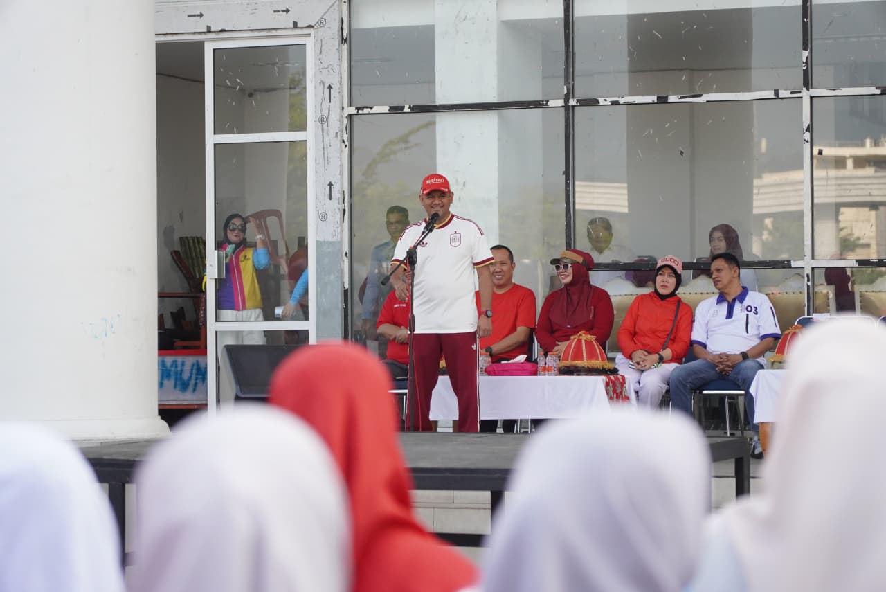 Pimpin Apel Pagi, Akhmad Syarifuddin Daud Buka Lomba Tradisional