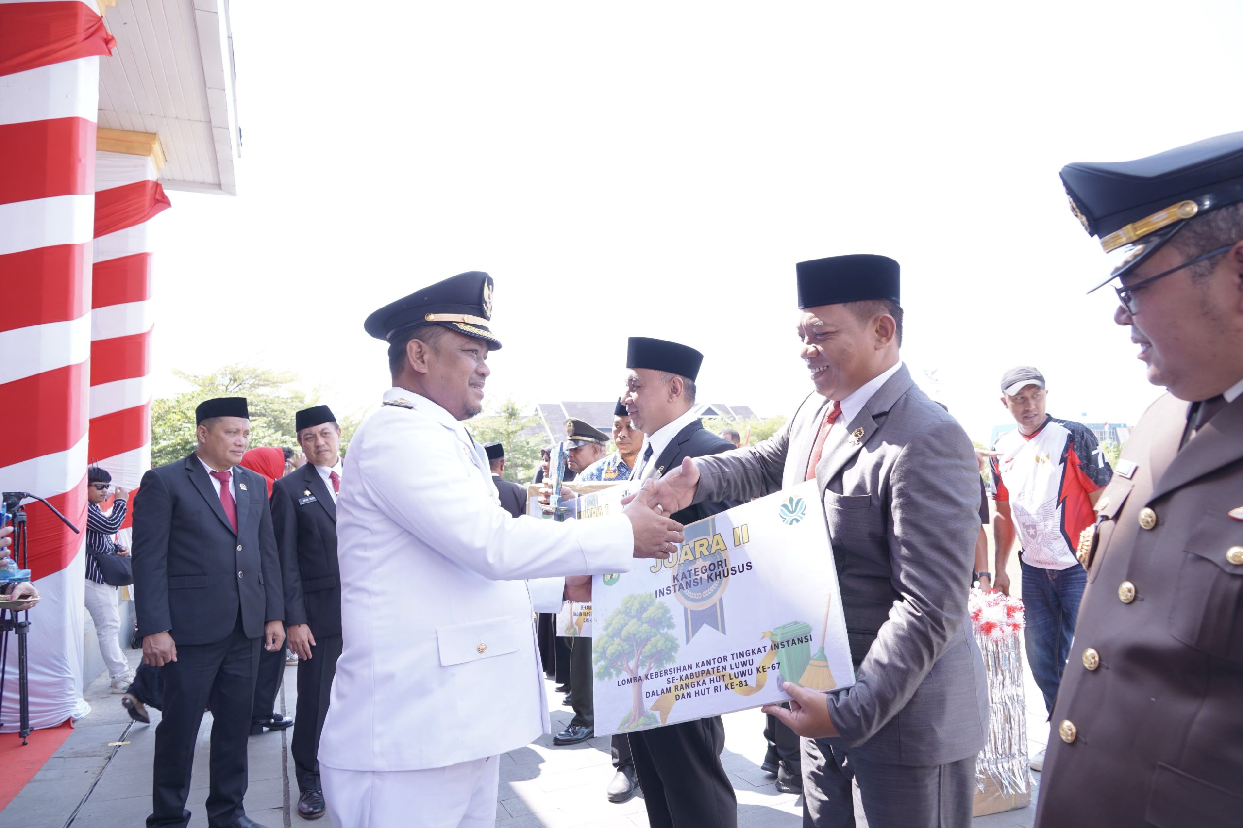 Banjir Penghargaan di HUT RI ke-81, Pemkab Luwu Beri Kejutan Spesial untuk Warga