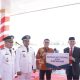 HUT ke-81 RI, Pemkab Luwu Serahkan Penghargaan dan Bantuan Kesehatan
