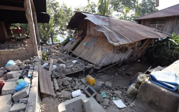 150.576 Warga Mengungsi Pascagempa NTT, 87 Orang Meninggal Dunia 150.576 Warga Mengungsi Pascagempa NTT, 87 Orang Meninggal Dunia