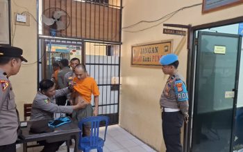 Polres Luwu Periksa Kesehatan Tahanan, AKBP Andrias Tekankan Pendekatan Humanis Polres Luwu Periksa Kesehatan Tahanan, AKBP Andrias Tekankan Pendekatan Humanis