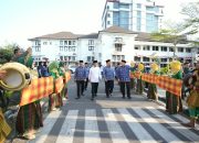 1.157 Peserta Ramaikan Defile MTQ VIII KORPRI Nasional 2026 di Makassar 1.157 Peserta Ramaikan Defile MTQ VIII KORPRI Nasional 2026 di Makassar