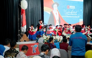 UMB Palopo Wisuda 522 Lulusan, 235 Di antaranya Telah Bekerja UMB Palopo Wisuda 522 Lulusan, 235 Di antaranya Telah Bekerja