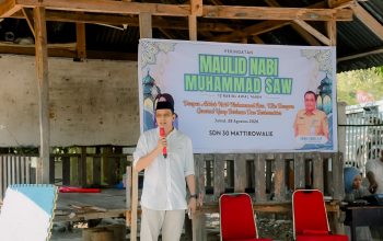 Hadiri Maulid Nabi di SDN 30 Mattirowalie, Pj Sekda Palopo Tekankan Pendidikan Karakter