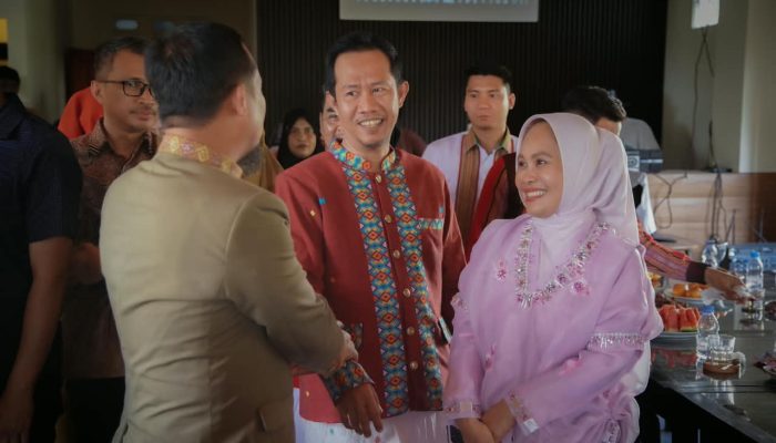 Wali Kota Palopo Hadiri HUT ke-69 Tana Toraja, Pemprov Sulsel Salurkan Bantuan Rp7 Miliar